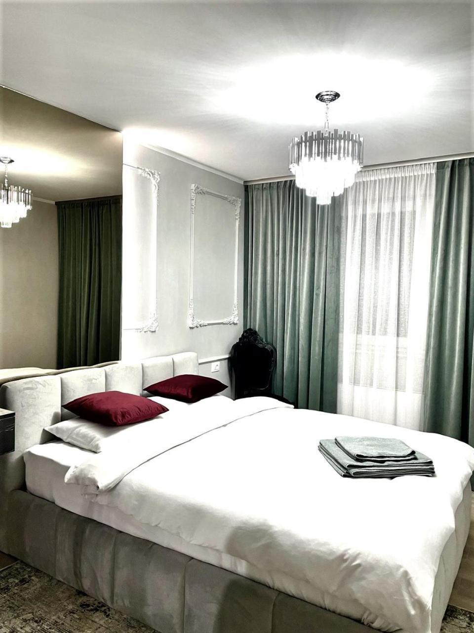 Studio 92- Urban Plaza Брашов Екстер'єр фото